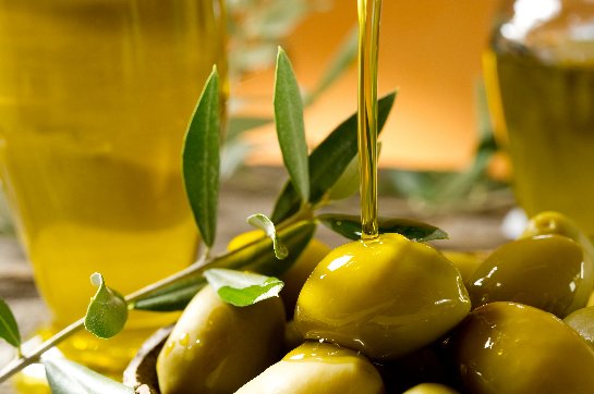 Ученые узнали, как оливки спасают от раковых заболеваний
