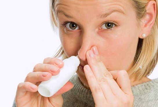 Американские ученые научились лечить депрессию с помощью спрея для носа