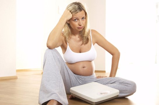 Ученые рассказали, почему нельзя переедать во время беременности