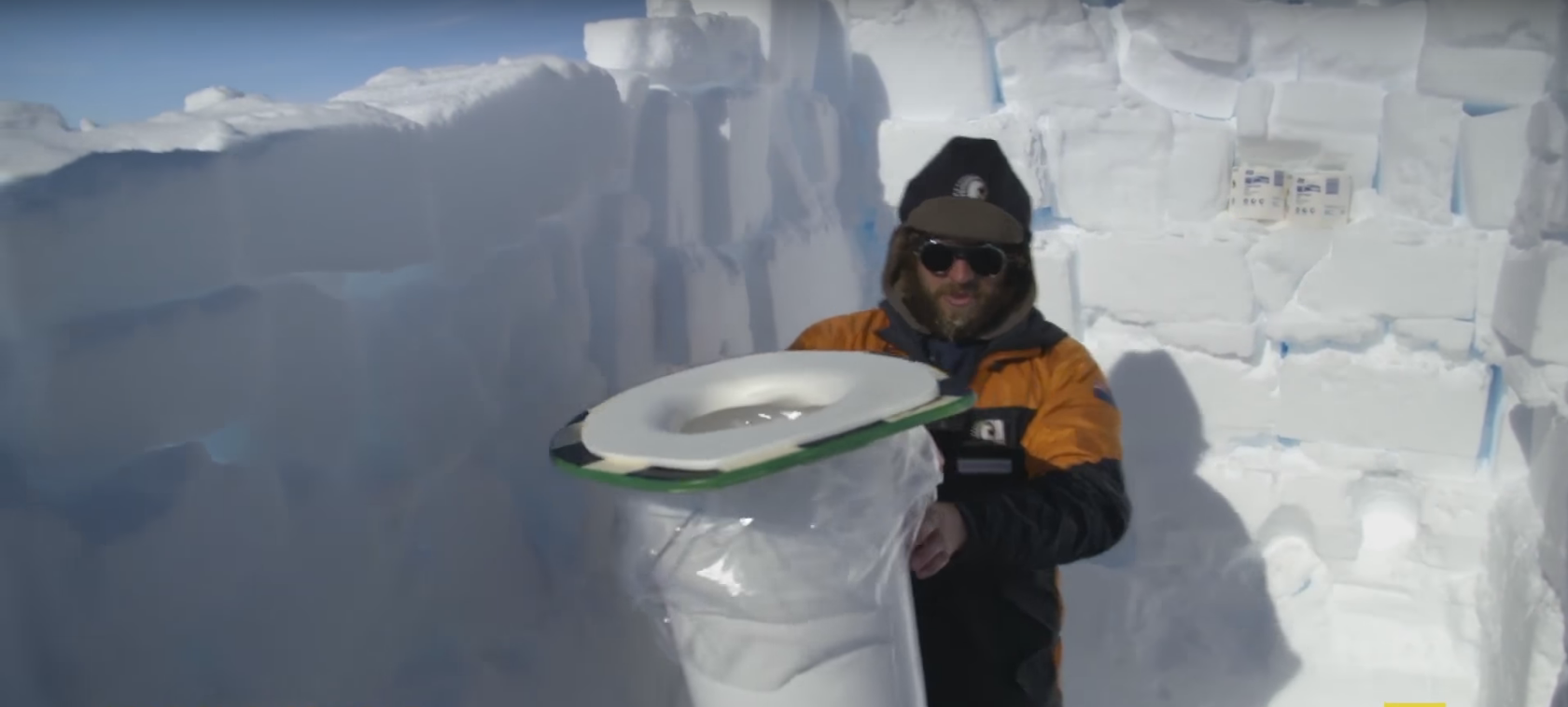 Интересное видео: как работают туалеты в Антарктиде