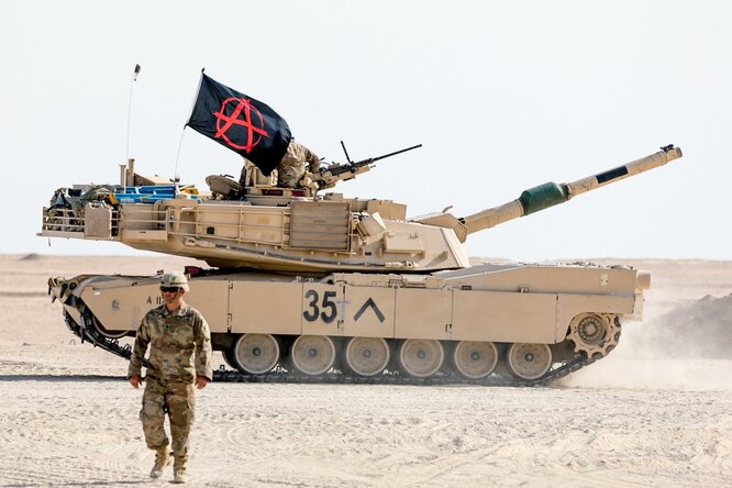 Что означают загадочные символы на американских танках в виде буквы V