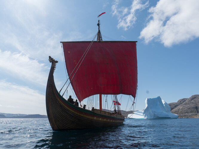 Как викинги пересекли Атлантику на настоящем драккаре в XXI веке