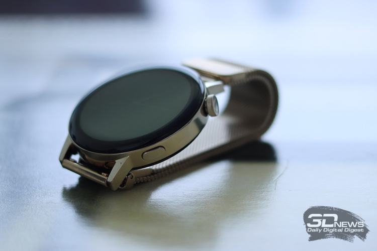 Huawei представила в России новую версию часов Watch GT 3 и наушники Freebuds Lipstick с футляром в виде губной помады