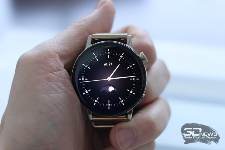 Huawei представила в России новую версию часов Watch GT 3 и наушники Freebuds Lipstick с футляром в виде губной помады