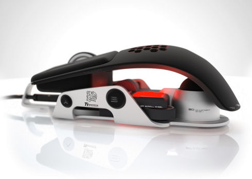 BMW DesignworksUSA и Thermaltake выпустили мышь для геймеров