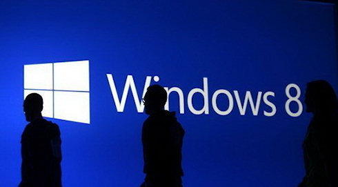 Windows 8: «вышла» и «висит»
