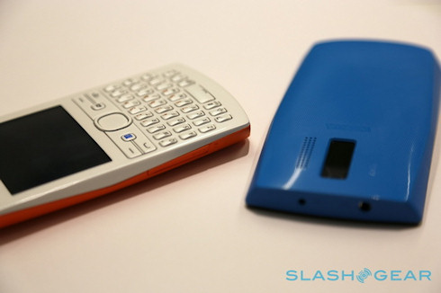 Телефоны для Facebook Nokia Asha