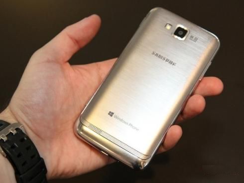 Выход смартфона Samsung ATIV S переносится на конец декабря