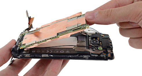 iFixit оценил ремонтопригодность HTC One iFixit оценил ремонтопригодность HTC One
