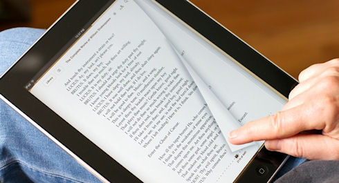 Apple виновна в завышении цен на электронные книги в iBook Store