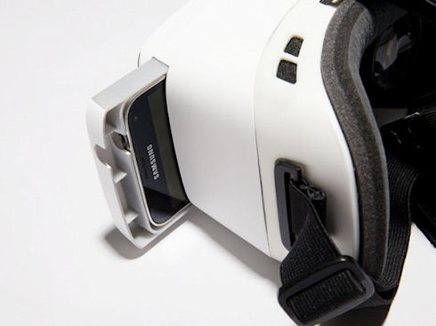 VR One – доступная виртуальная гарнитура от Carl Zeiss