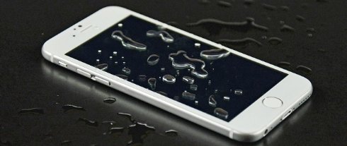 Apple хочет защитить новые iPhone от воды