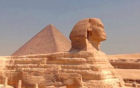 Археолог нашел тайный ход к пирамиде Хеопса