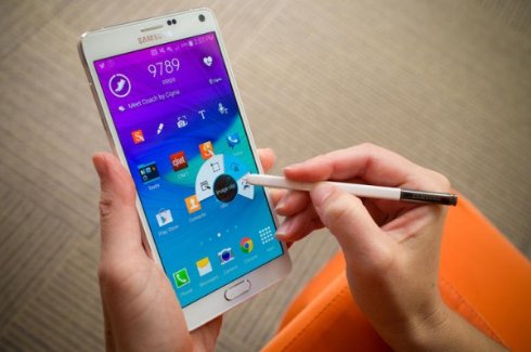 Samsung Galaxy Note 4 отобрал лидерство у Apple Samsung Galaxy Note 4 отобрал лидерство у Apple