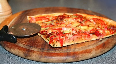 Приготовление соуса и теста для пиццы
