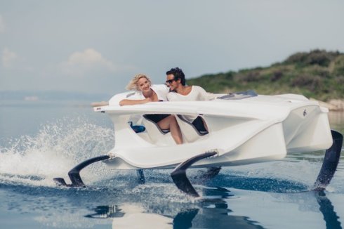 Quadrofoil создала крылатый электрический гидроцикл Quadrofoil создала крылатый электрический гидроцикл