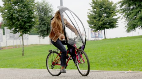 Разработан зонтик для велосипеда LeafxPro